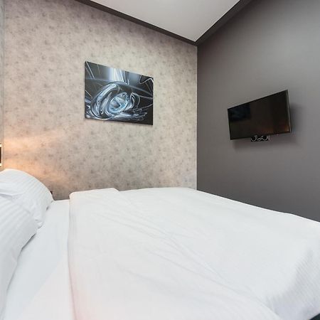 Luxury Apartments Arena Guliver Kiev Exterior foto