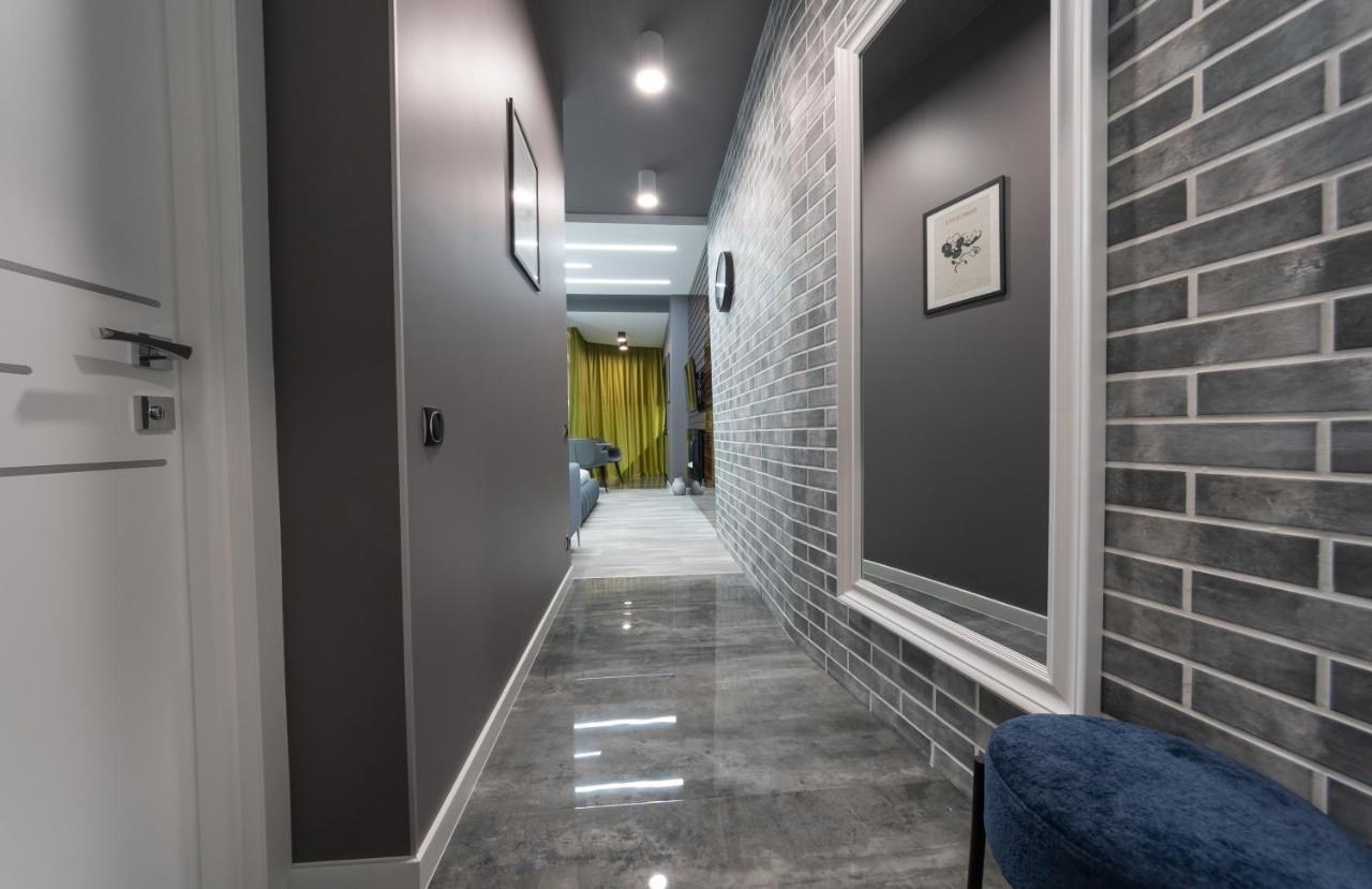 Luxury Apartments Arena Guliver Kiev Exterior foto